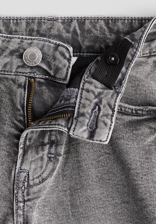 H&M - Relaxed tapered fit jeans - grey