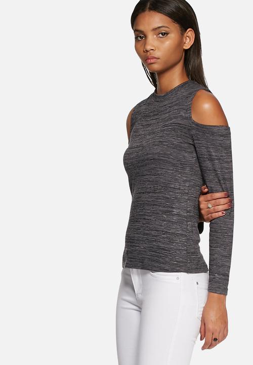 dailyfriday - Cold shoulder top