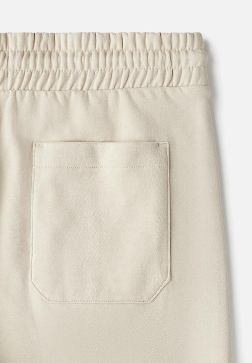 H&M - Regular fit sweatshorts - beige