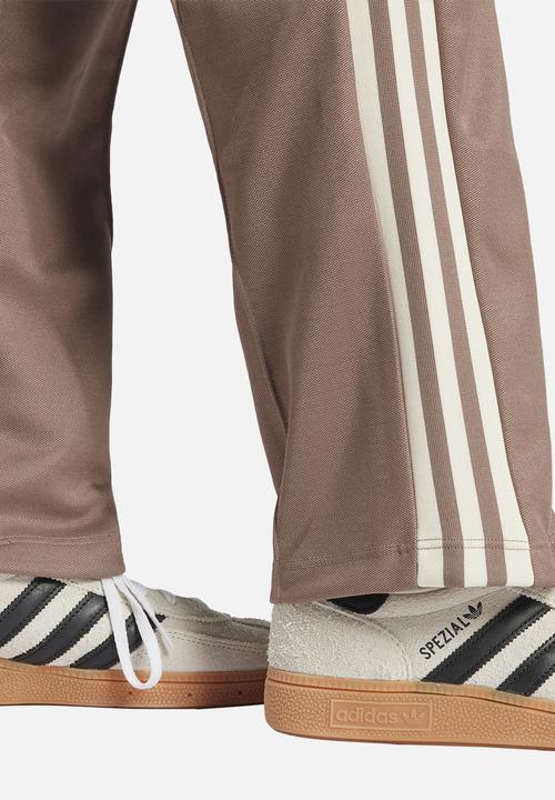 adidas Originals - Beckenbauer Trackpants - Trace Brown & Wonder White