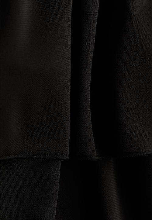 H&M - Tiered-skirt jersey dress - black