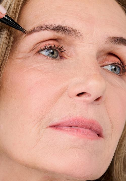 Benefit Cosmetics - Mighty Fine Brow Shade 3.5