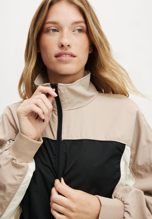 Cotton On - Baseline Cropped Rib Panelled Anorak - Multi