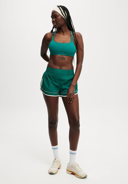 Cotton On - Radiance Panelled Short - Alpine Green/Coconut Milk