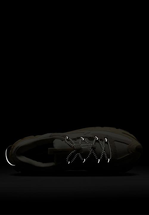 Nike - NIKE ZOOM VOMERO ROAM