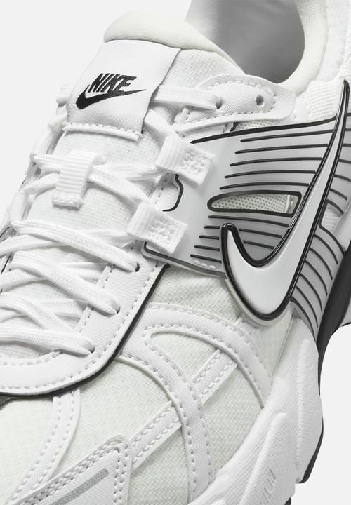 Nike - NIKE V2K RUN