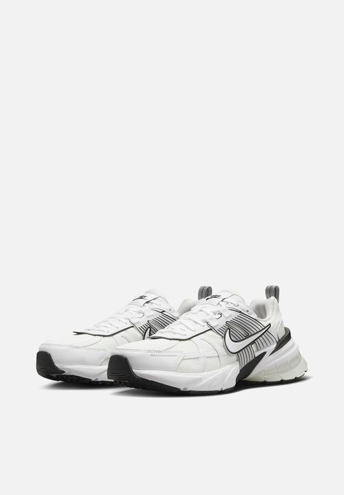 Nike - NIKE V2K RUN