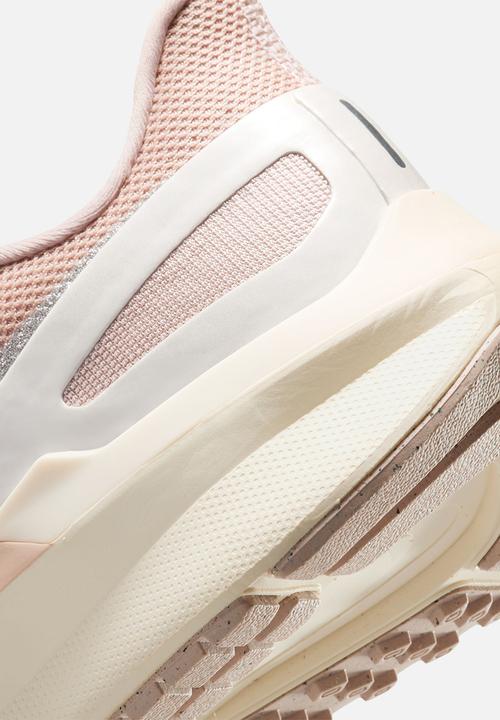 Nike - Nike Structure 25 PRM