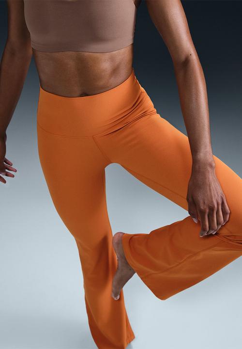 Nike - Nike Flare Pant - Monarch/Black