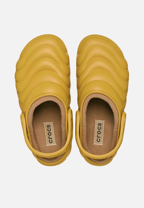 Crocs - Classic lined overpuff clog - yellow 