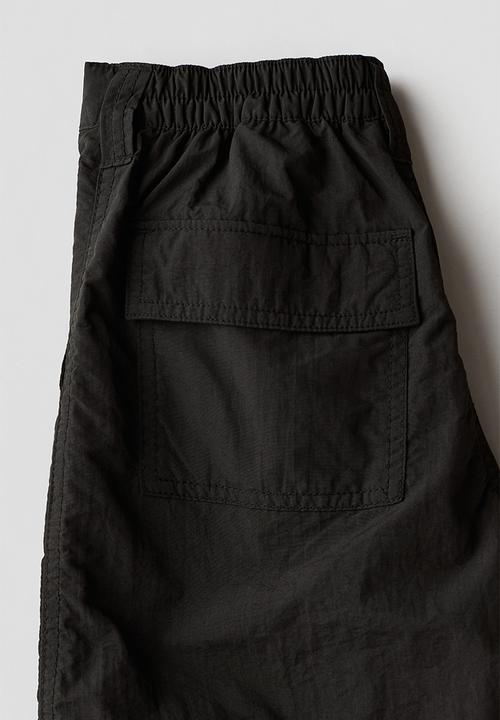 H&M - Wide cargo trousers - black