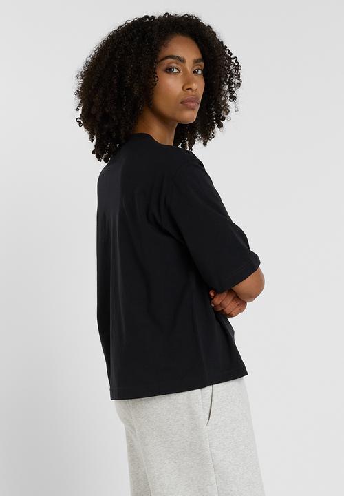 New Balance  - New Balance The Intelligent Choice Tee - Black