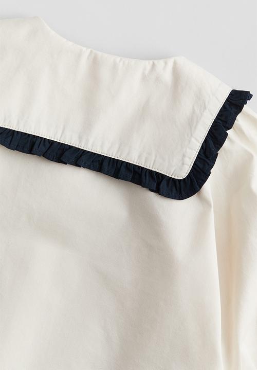 H&M - Peter pan-collared cotton blouse -  cream/ma chérie 