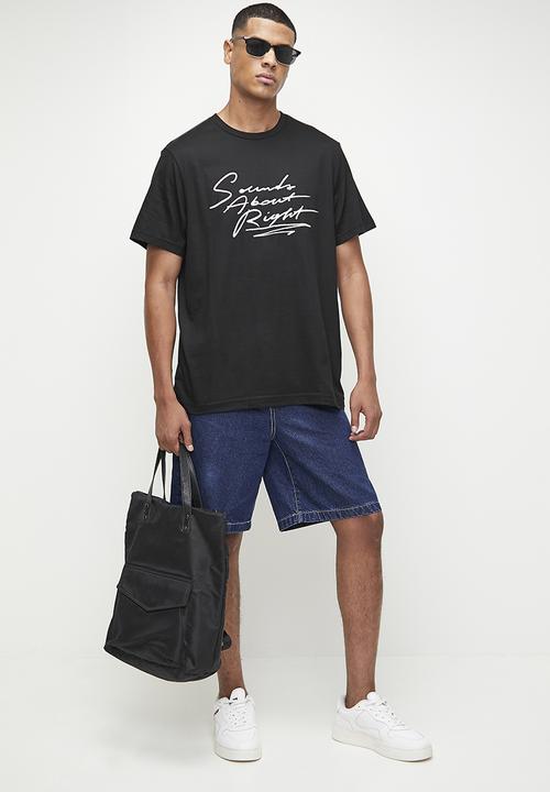 H&M - Regular fit printed T-shirt - black sounds about right