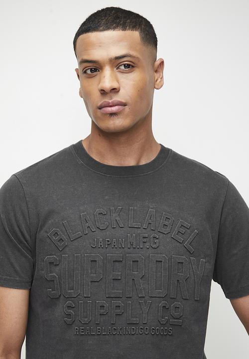 Superdry. - Embossed logo graphic T-shirt - blackboard