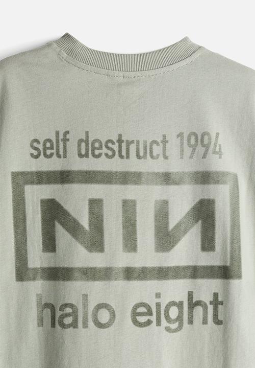 H&M - Oversized printed t-shirt - dusty green & nine inch nails