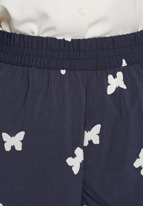 Jacqueline de Yong - Beat it shorts