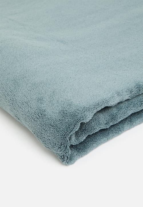 Sixth Floor - Fleece Throw - Dusty Blue