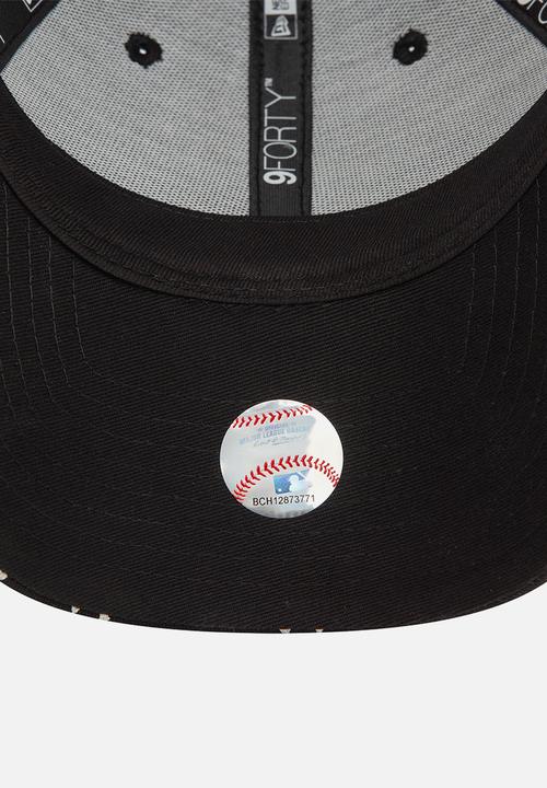 New Era - Female metallic mono 9forty® - black & silver