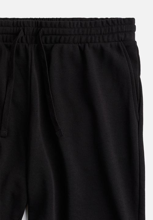 H&M - Regular fit sweatshorts - black