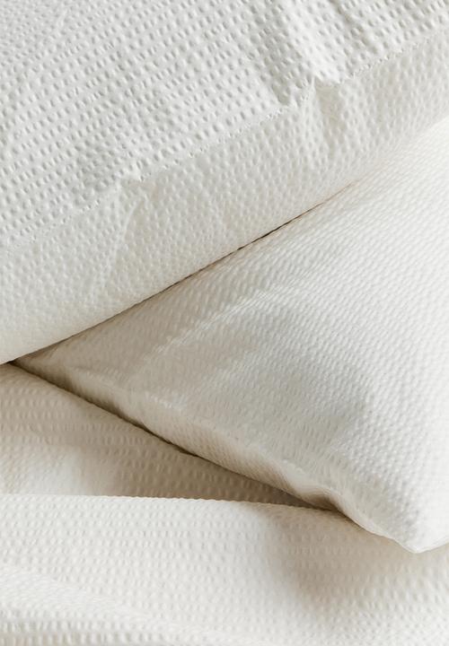 H&M - Seersucker double/king size duvet cover set - white