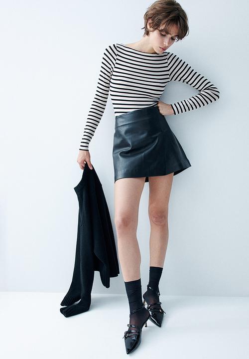 H&M - Boat-neck body - light beige/striped