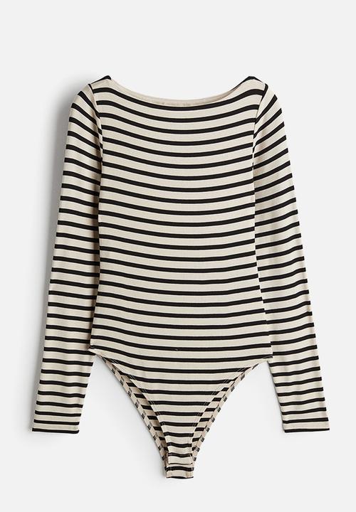 H&M - Boat-neck body - light beige/striped