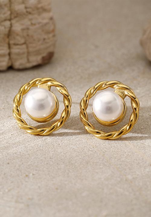 Zoe on Trend - Modern twisted stud and pearl earring - gold & white
