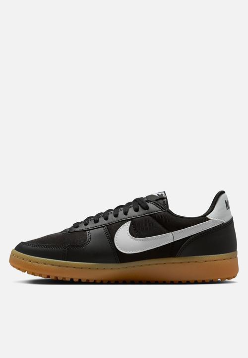 Nike - Field General