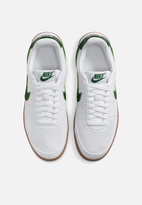 Nike - Field General