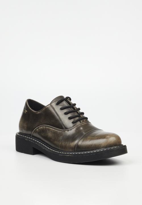 Miss Black - Princeton 1 derby - graphite