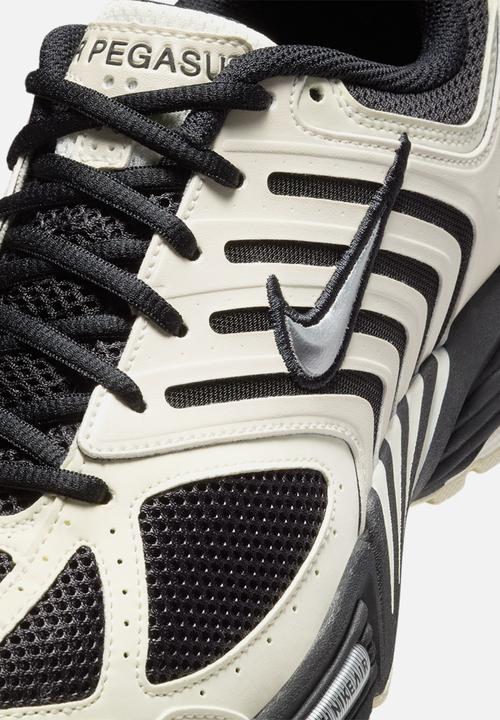 Nike - NIKE AIR PEGASUS 2005