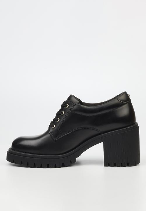 Miss Black - Atlas 3 heel - black