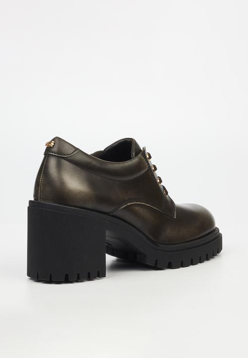 Miss Black - Atlas 3 heel - graphite