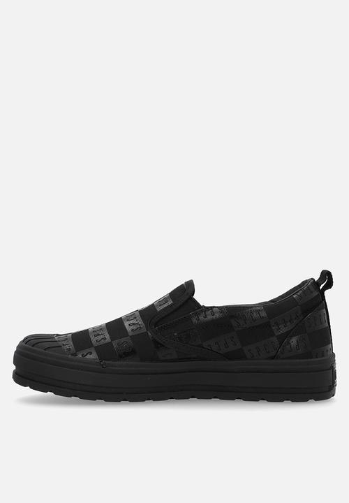 S.P.C.C - Surge Hewson Slip-Ons  - Black