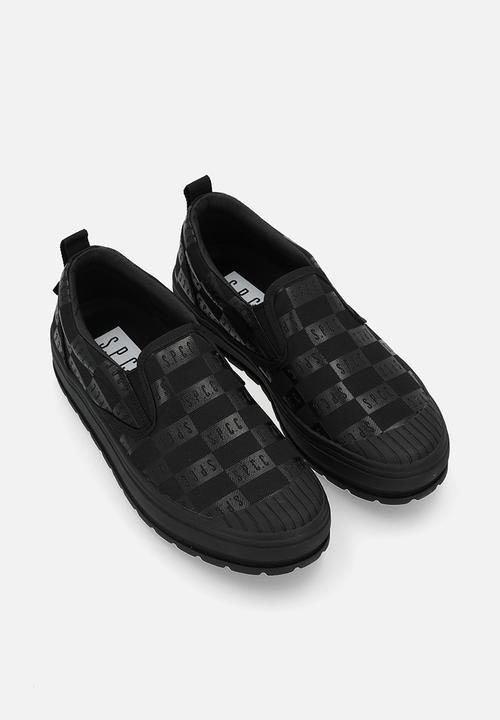 S.P.C.C - Surge Hewson Slip-Ons  - Black