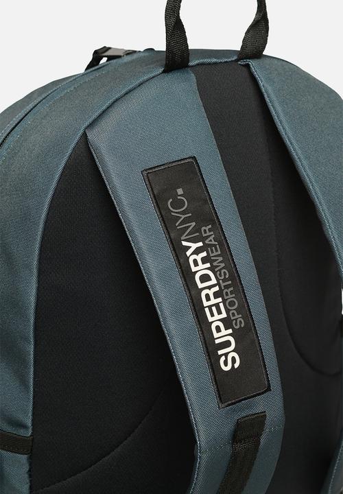Superdry. - City Montana - Forest Green