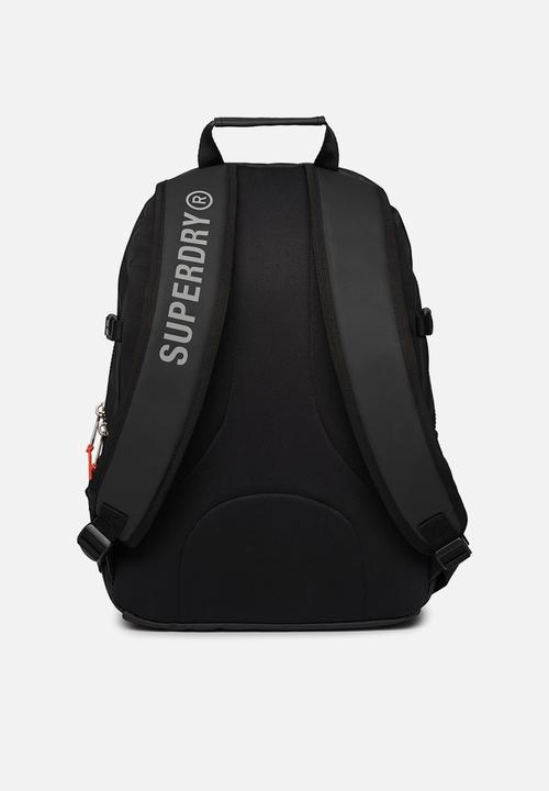 Superdry. - Tarp Emb Rucksack - Black/Khaki Green