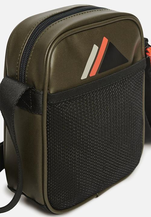 Superdry. - Tarp Cross Body Bag - Surplus Goods Olive Green