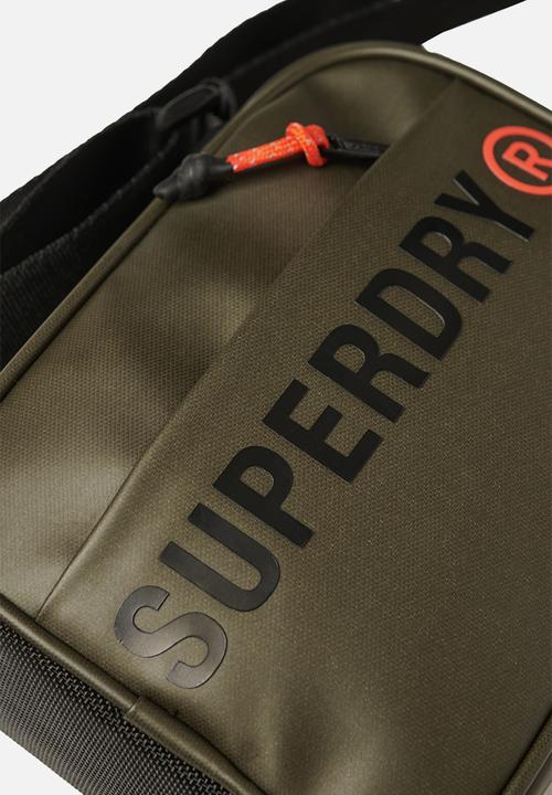 Superdry. - Tarp Cross Body Bag - Surplus Goods Olive Green