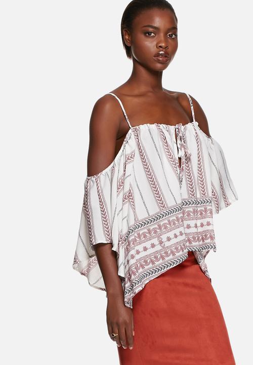Glamorous - Folktale cold shoulder top