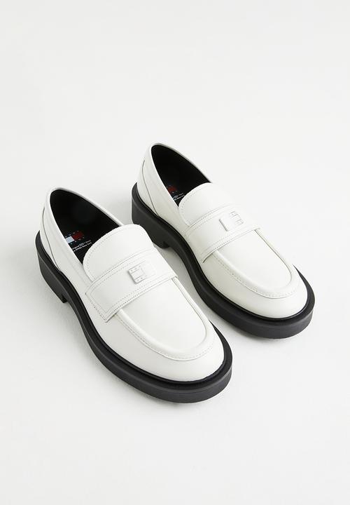 Tommy Hilfiger - Hardwear leather loafer - ecru