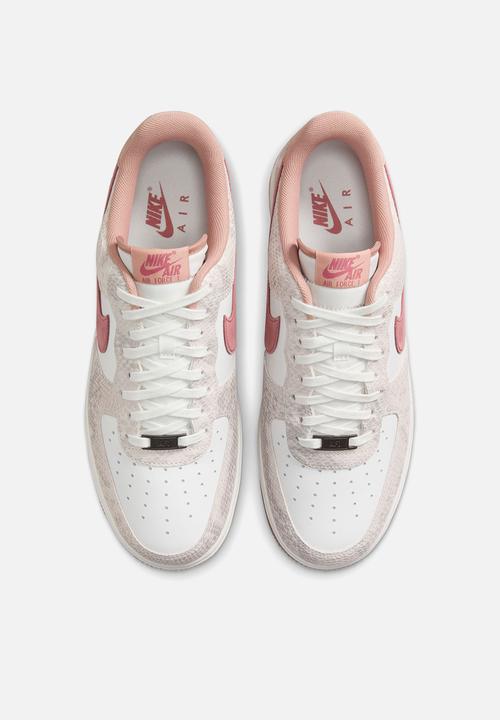 Nike - AIR FORCE 1 '07 LV8