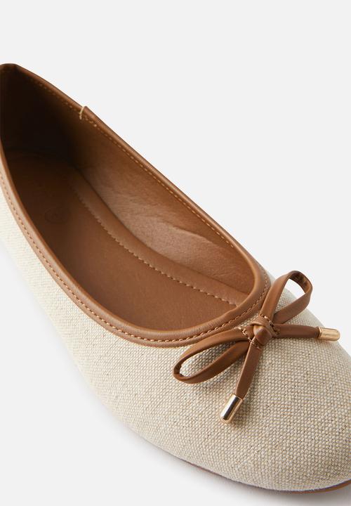 Cotton On - Emma bow ballerina - canvas/tan