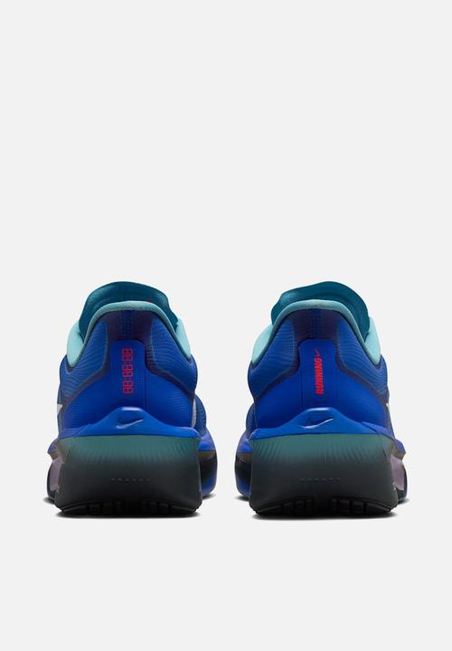 Nike - Nike Fly 6 PRM