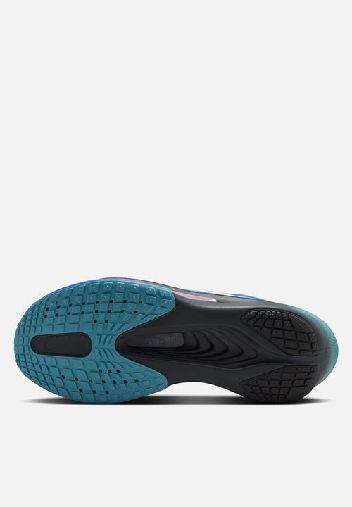 Nike - Nike Fly 6 PRM
