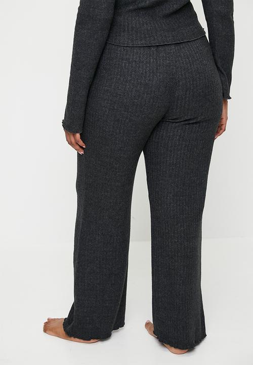 Cotton On - Plus Super Soft Ribbed Straight Leg Pant - Ebony Marle