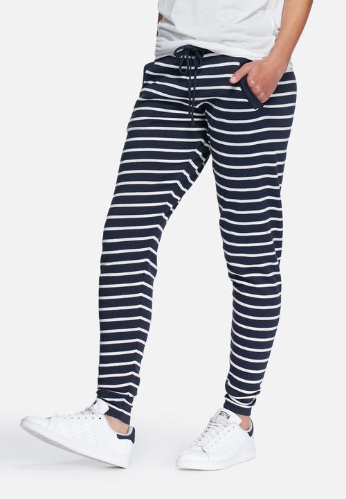 VILA - Gema knit pants