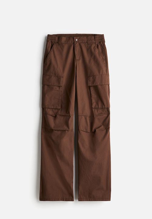 H&M - Canvas cargo trousers - dark brown 