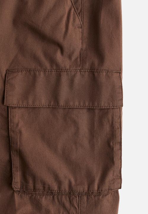 H&M - Canvas cargo trousers - dark brown 